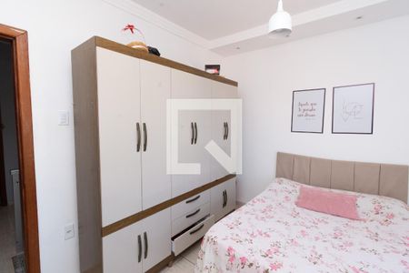 Casa à venda com 330m², 6 quartos e 2 vagasCasa 2 | Quarto 1