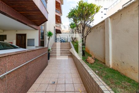 Apartamento à venda com 247m², 3 quartos e 2 vagasEntrada