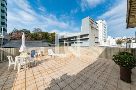 Apartamento à venda com 247m², 3 quartos e 2 vagasÁrea comum