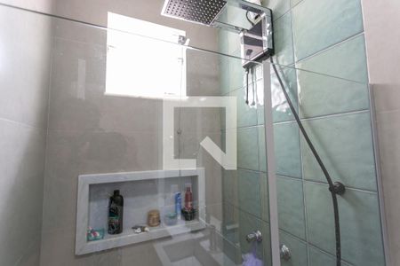 Casa à venda com 110m², 3 quartos e 2 vagasBanheiro