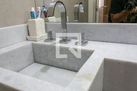 Casa à venda com 110m², 3 quartos e 2 vagasBanheiro Suíte 