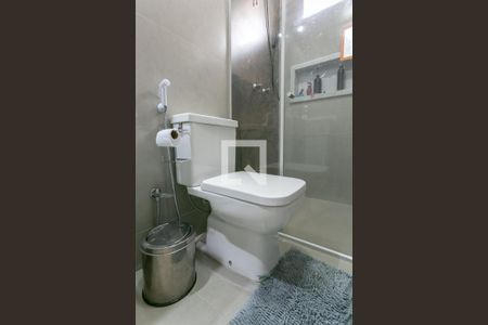 Casa à venda com 110m², 3 quartos e 2 vagasBanheiro Suíte 