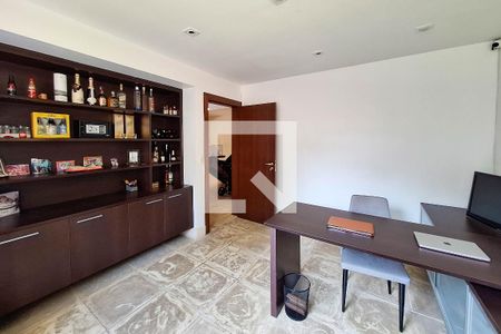 Casa de condomínio à venda com 480m², 6 quartos e 4 vagas Casa de condomínio à venda com 480m², 6 quartos e 4 vagasQuarto 2
