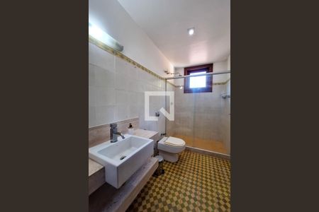 Casa de condomínio à venda com 480m², 6 quartos e 4 vagas Casa de condomínio à venda com 480m², 6 quartos e 4 vagasBanheiro da Suíte 4