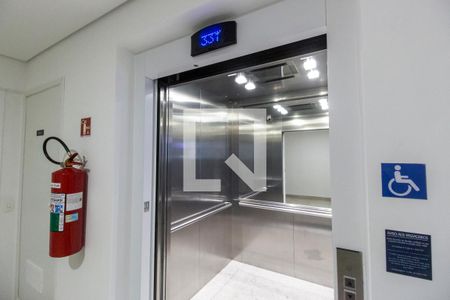 Apartamento à venda com 48m², 1 quarto e sem vagaÁrea comum