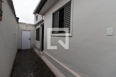 Casa à venda com 50m², 1 quarto e sem vagaEntrada