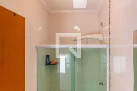 Casa à venda com 129m², 3 quartos e 2 vagas Casa à venda com 129m², 3 quartos e 2 vagasBanheiro Social