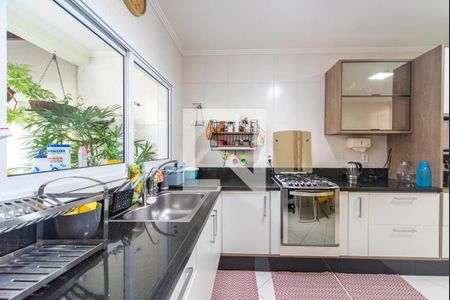 Casa à venda com 129m², 3 quartos e 2 vagas Casa à venda com 129m², 3 quartos e 2 vagasCozinha