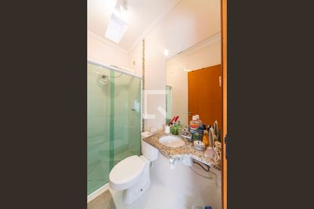 Casa à venda com 129m², 3 quartos e 2 vagas Casa à venda com 129m², 3 quartos e 2 vagasBanheiro Social