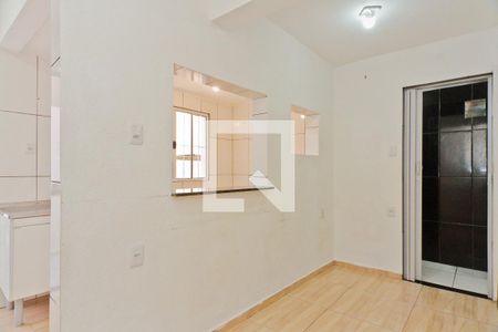 Sala de casa para alugar com 2 quartos, 45m² em Parque Itaberaba, São Paulo