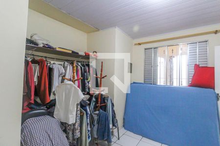 Casa à venda com 200m², 4 quartos e 1 vaga Casa à venda com 200m², 4 quartos e 1 vagaQuarto 2 casa 2