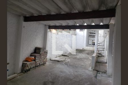 Casa à venda com 270m², 4 quartos e 4 vagas