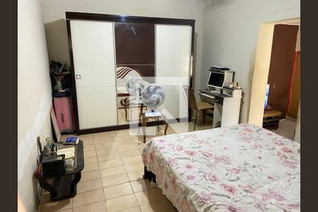 Casa à venda com 270m², 4 quartos e 4 vagas Casa à venda com 270m², 4 quartos e 4 vagasFoto 06