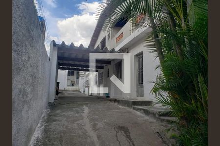 Casa à venda com 270m², 4 quartos e 4 vagas