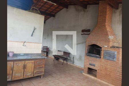 Casa à venda com 270m², 4 quartos e 4 vagas Casa à venda com 270m², 4 quartos e 4 vagasFoto 10