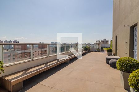 Apartamento à venda com 225m², 3 quartos e 3 vagas Apartamento à venda com 225m², 3 quartos e 3 vagasÁrea comum - Terraço