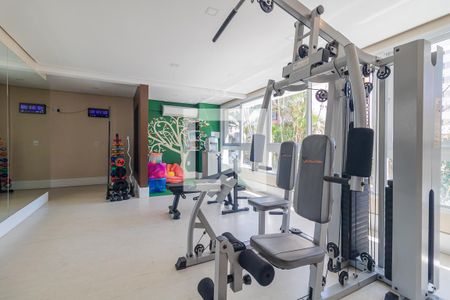 Apartamento à venda com 225m², 3 quartos e 3 vagas Apartamento à venda com 225m², 3 quartos e 3 vagasÁrea comum - Academia