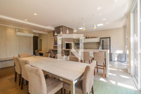 Apartamento à venda com 225m², 3 quartos e 3 vagas Apartamento à venda com 225m², 3 quartos e 3 vagasÁrea comum - Salão de Festa