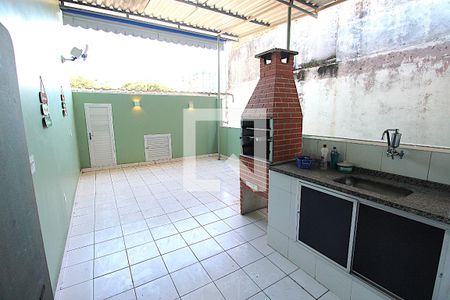 Casa à venda com 170m², 3 quartos e 1 vagaChurrasqueira