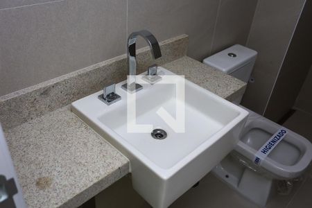 Apartamento à venda com 142m², 2 quartos e 2 vagas Apartamento à venda com 142m², 2 quartos e 2 vagasBanheiro da Suíte 2