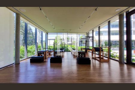 Apartamento à venda com 142m², 2 quartos e 2 vagas Apartamento à venda com 142m², 2 quartos e 2 vagaspilates