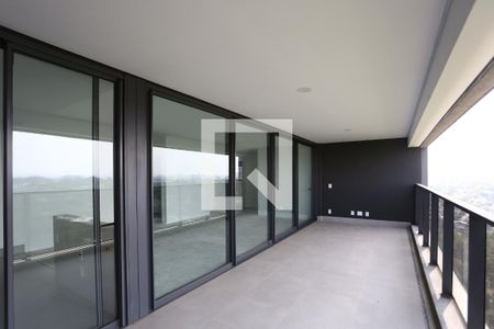 Apartamento à venda com 142m², 2 quartos e 2 vagas Apartamento à venda com 142m², 2 quartos e 2 vagasVaranda