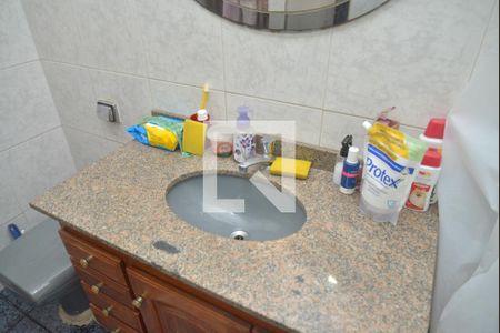 Casa à venda com 150m², 3 quartos e 2 vagasBanheiro da Suíte 2