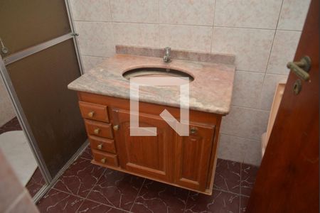 Casa à venda com 150m², 3 quartos e 2 vagasBanheiro da Suíte 2