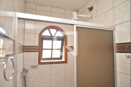 Casa à venda com 150m², 3 quartos e 2 vagasBanheiro da Suíte 2