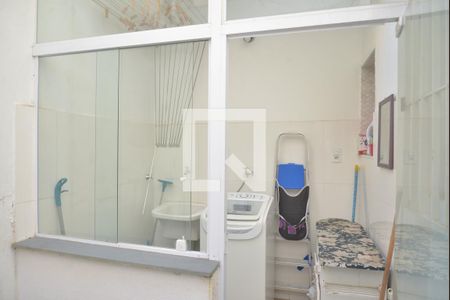 Casa à venda com 150m², 3 quartos e 2 vagasÁrea de Serviço