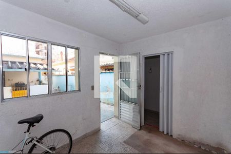 Casa à venda com 160m², 3 quartos e 1 vaga Casa à venda com 160m², 3 quartos e 1 vagaQuarto de Serviço