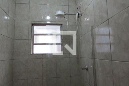 Banheiro de casa para alugar com 1 quarto, 20m² em Ferreira, São Paulo