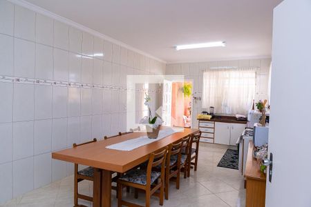 Casa à venda com 208m², 3 quartos e sem vaga Casa à venda com 208m², 3 quartos e sem vagaCozinha