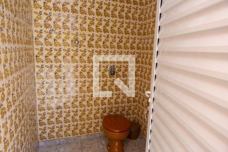 Casa à venda com 208m², 3 quartos e sem vaga Casa à venda com 208m², 3 quartos e sem vagaBanheiro da Área de Serviço