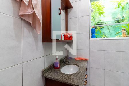 Casa à venda com 250m², 3 quartos e 2 vagasBanheiro 1