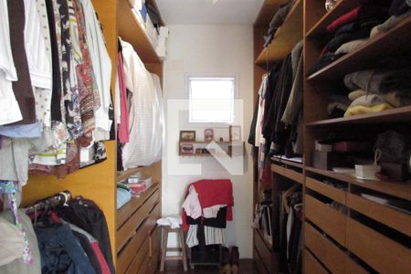 Casa à venda com 425m², 4 quartos e 4 vagasQuarto 3 Closet