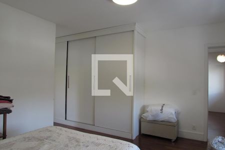 Casa à venda com 425m², 4 quartos e 4 vagasQuarto 1