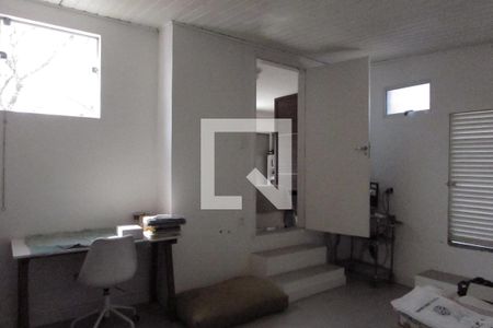 Casa à venda com 425m², 4 quartos e 4 vagasQuarto de Serviço