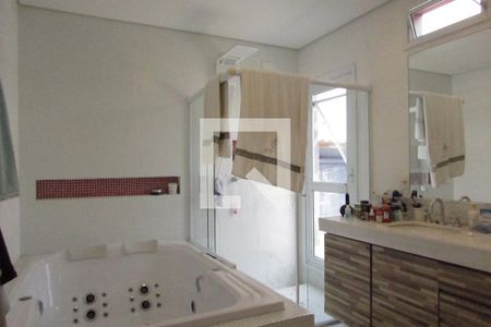 Casa à venda com 425m², 4 quartos e 4 vagasQuarto 3 banheiro