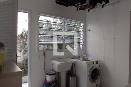 Casa à venda com 425m², 4 quartos e 4 vagasÁrea de Serviço