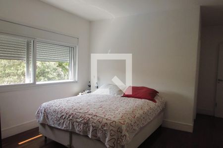 Casa à venda com 425m², 4 quartos e 4 vagasQuarto 2