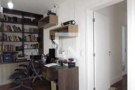 Casa à venda com 425m², 4 quartos e 4 vagasSala