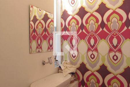 Casa à venda com 425m², 4 quartos e 4 vagasBanheiro 2