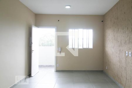 Sala de apartamento para alugar com 2 quartos, 65m² em Cidade Líder, São Paulo