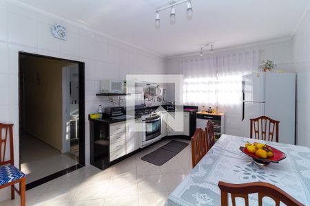 Casa à venda com 145m², 3 quartos e 3 vagas Casa à venda com 145m², 3 quartos e 3 vagasCozinha