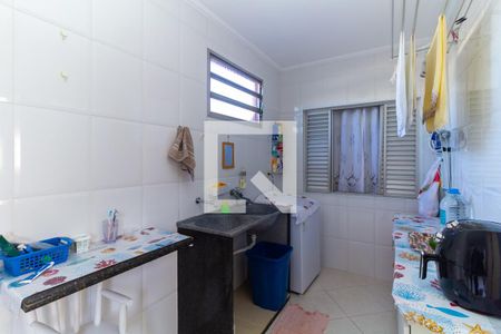 Casa à venda com 145m², 3 quartos e 3 vagas Casa à venda com 145m², 3 quartos e 3 vagasÁrea de Serviço