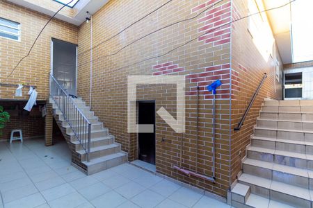 Casa à venda com 145m², 3 quartos e 3 vagas Casa à venda com 145m², 3 quartos e 3 vagasChurrasqueira