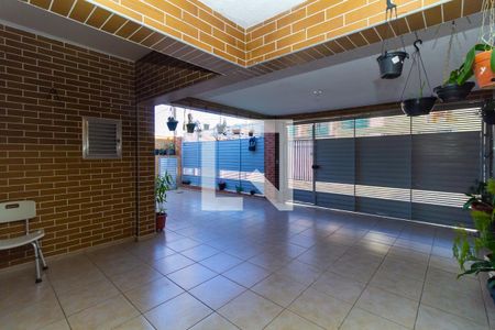 Casa à venda com 145m², 3 quartos e 3 vagas Casa à venda com 145m², 3 quartos e 3 vagasGaragem