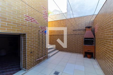 Casa à venda com 145m², 3 quartos e 3 vagas Casa à venda com 145m², 3 quartos e 3 vagasChurrasqueira