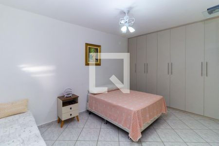 Casa à venda com 145m², 3 quartos e 3 vagas Casa à venda com 145m², 3 quartos e 3 vagasQuarto 3